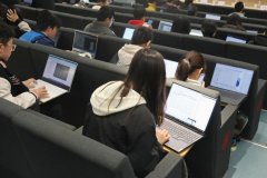 <b>正处正在一个手艺爆炸的AI时代</b>